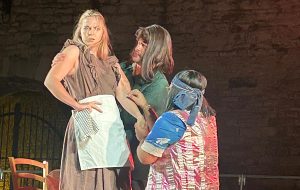 World-Class Vocal Tutors & Opera Coaches | Cratoule Singing School, join us in the South of France for an intensive week of vocal coaching and opera scenes, Singing masterclass France, Summer Singing Course in Rural France - students performing